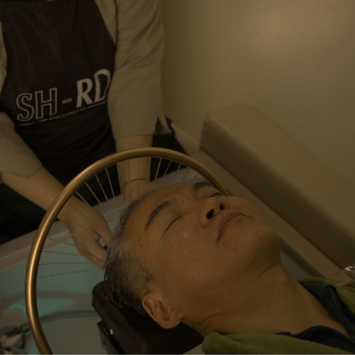 Aurea Scalp Ritual – Anti-Sensitivity 